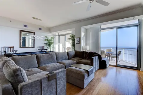 801 E Beach Drive Tw2212 Galveston TX 77550