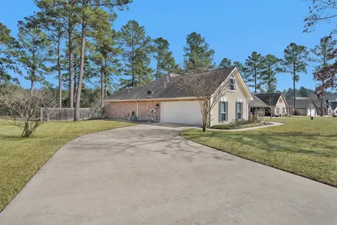 300 Deer Trace Boulevard Diboll TX 75941