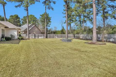 300 Deer Trace Boulevard Diboll TX 75941