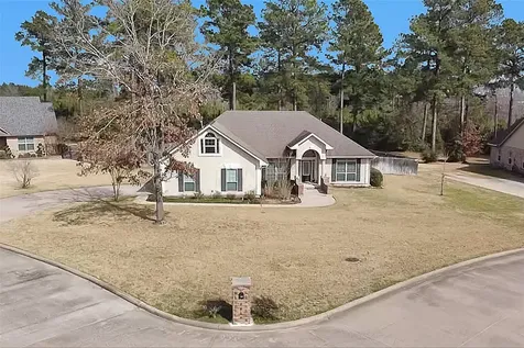 300 Deer Trace Boulevard Diboll TX 75941