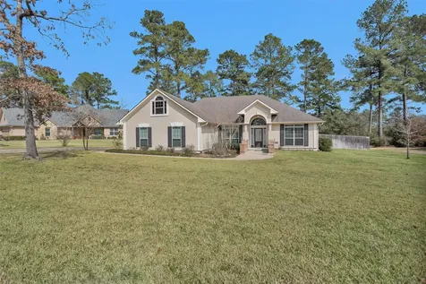 300 Deer Trace Boulevard Diboll TX 75941