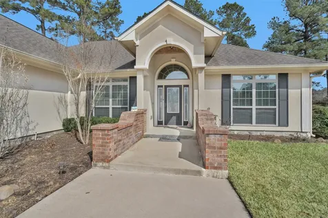 300 Deer Trace Boulevard Diboll TX 75941