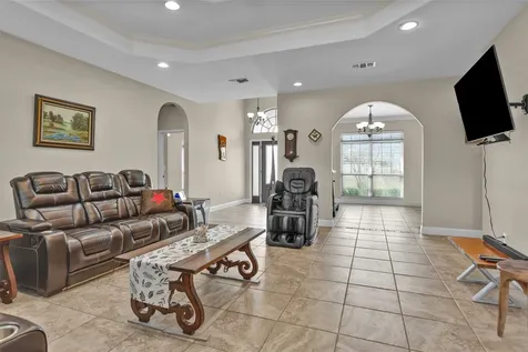 300 Deer Trace Boulevard Diboll TX 75941
