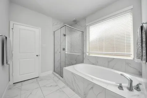 8922 Golden Mist Drive Missouri City TX 77459