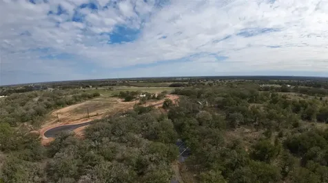 8 Post Oak Street Gonzales TX 78629