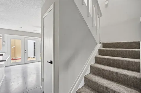 2340 Woodland Park Drive 113 Houston TX 77077