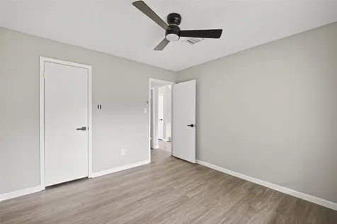 2340 Woodland Park Drive 113 Houston TX 77077
