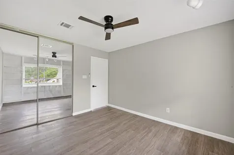 2340 Woodland Park Drive 113 Houston TX 77077