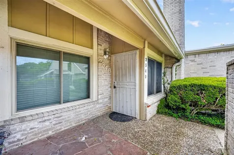 2340 Woodland Park Drive 113 Houston TX 77077