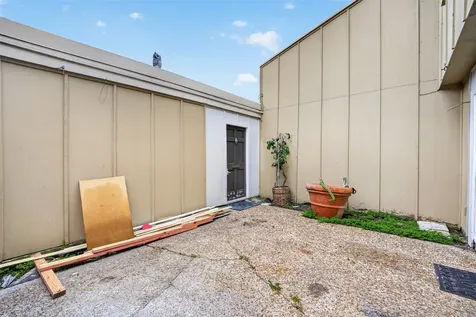 2340 Woodland Park Drive 113 Houston TX 77077