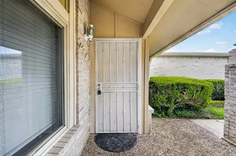 2340 Woodland Park Drive 113 Houston TX 77077