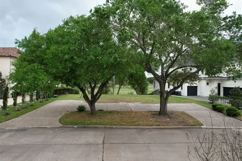 602 Sugar Creek Boulevard Sugar Land TX 77478