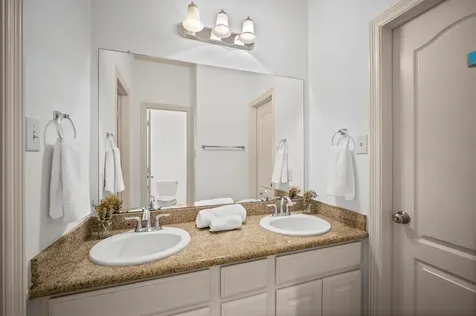 241 W Tupelo Green Circle Spring TX 77389