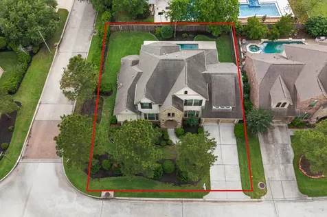 241 W Tupelo Green Circle Spring TX 77389
