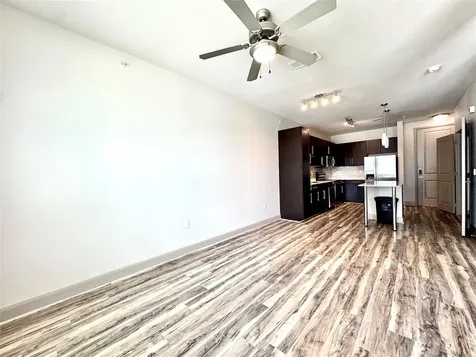 3788 Richmond St Avenue 1143 Houston TX 77046