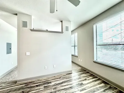 3788 Richmond St Avenue 1143 Houston TX 77046