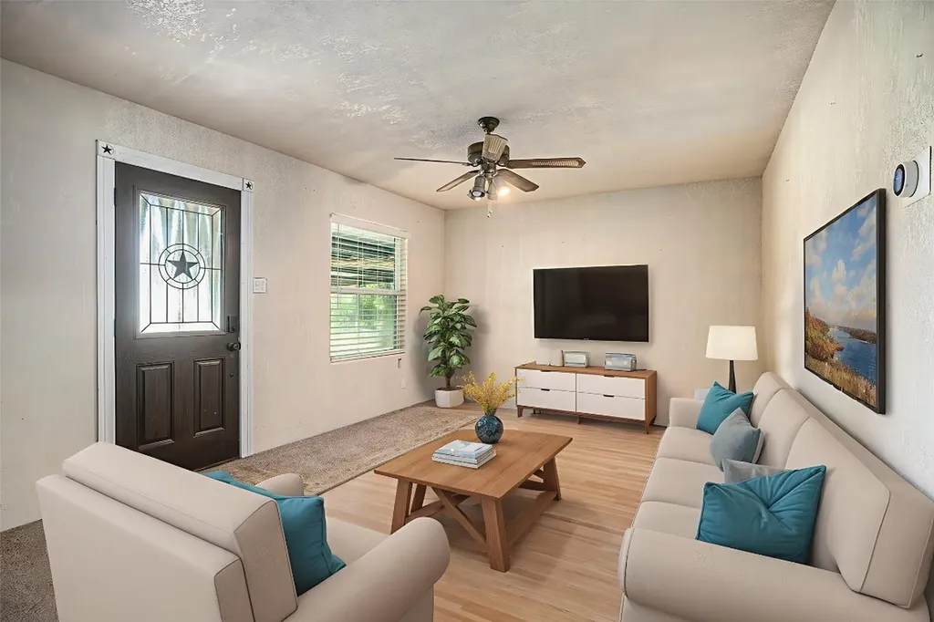 4028 Avenue N 1/2 Santa Fe TX 77510