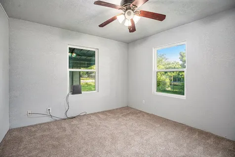4028 Avenue N 1/2 Santa Fe TX 77510