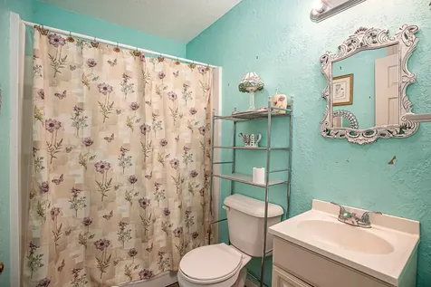4028 Avenue N 1/2 Santa Fe TX 77510