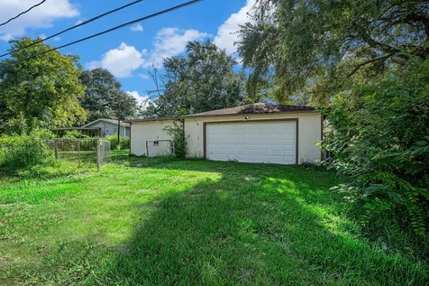 4028 Avenue N 1/2 Santa Fe TX 77510