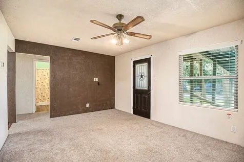 4028 Avenue N 1/2 Santa Fe TX 77510
