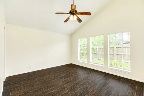 56 Garland Court Lake Jackson TX 77566