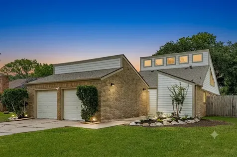 56 Garland Court Lake Jackson TX 77566
