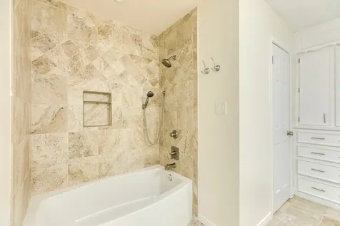 56 Garland Court Lake Jackson TX 77566