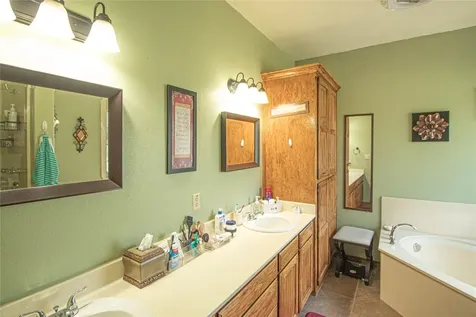 1705 Yarborough Loop Livingston TX 77351