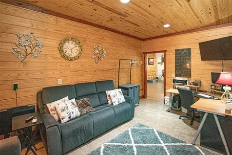 1705 Yarborough Loop Livingston TX 77351