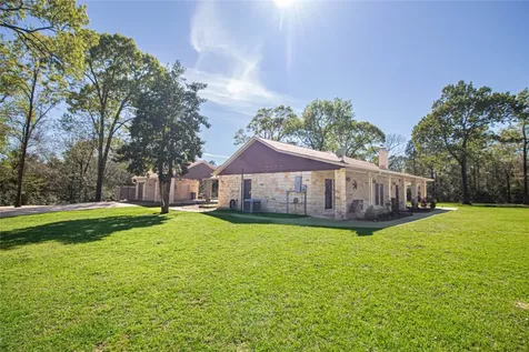 1705 Yarborough Loop Livingston TX 77351