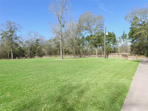 1705 Yarborough Loop Livingston TX 77351