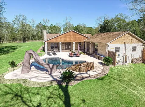 1705 Yarborough Loop Livingston TX 77351