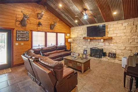 1705 Yarborough Loop Livingston TX 77351