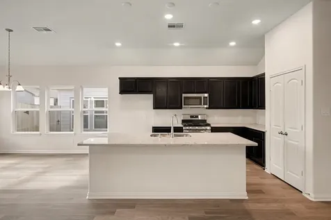 11028 Ondrea Willis TX 77318
