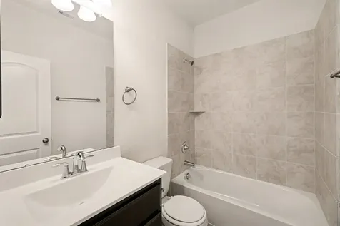 11028 Ondrea Willis TX 77318