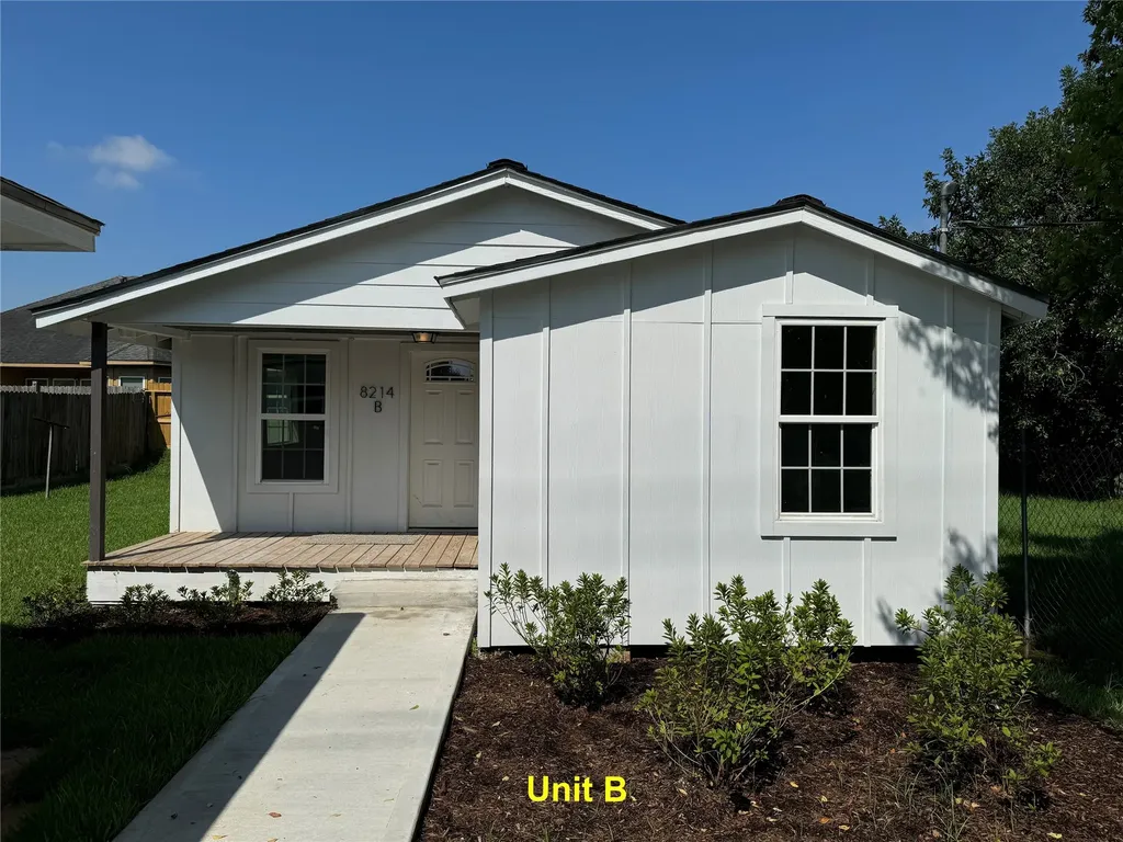 8214 Livingston Street B Houston TX 77051