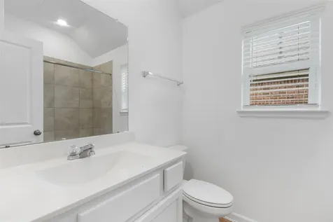3319 Meadknoll Lane Richmond TX 77406