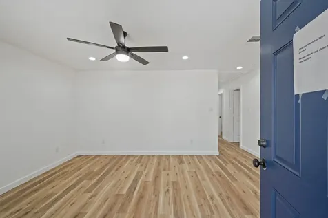 4154 Erby Street A Houston TX 77087
