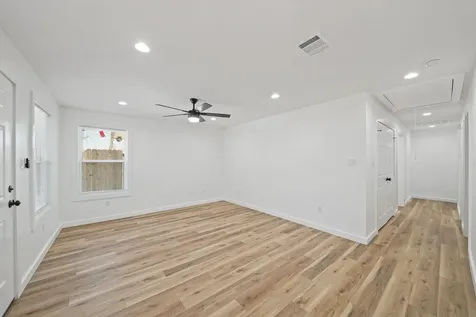 4154 Erby Street A Houston TX 77087
