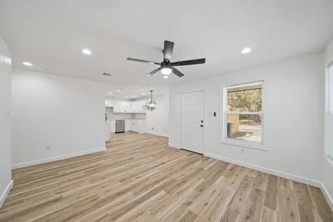 4154 Erby Street A Houston TX 77087