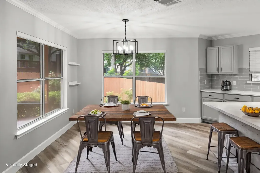 10905 Claywood Drive Austin TX 78753
