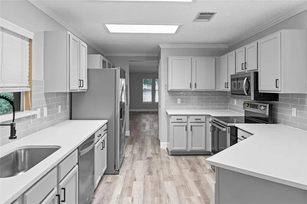 10905 Claywood Drive Austin TX 78753