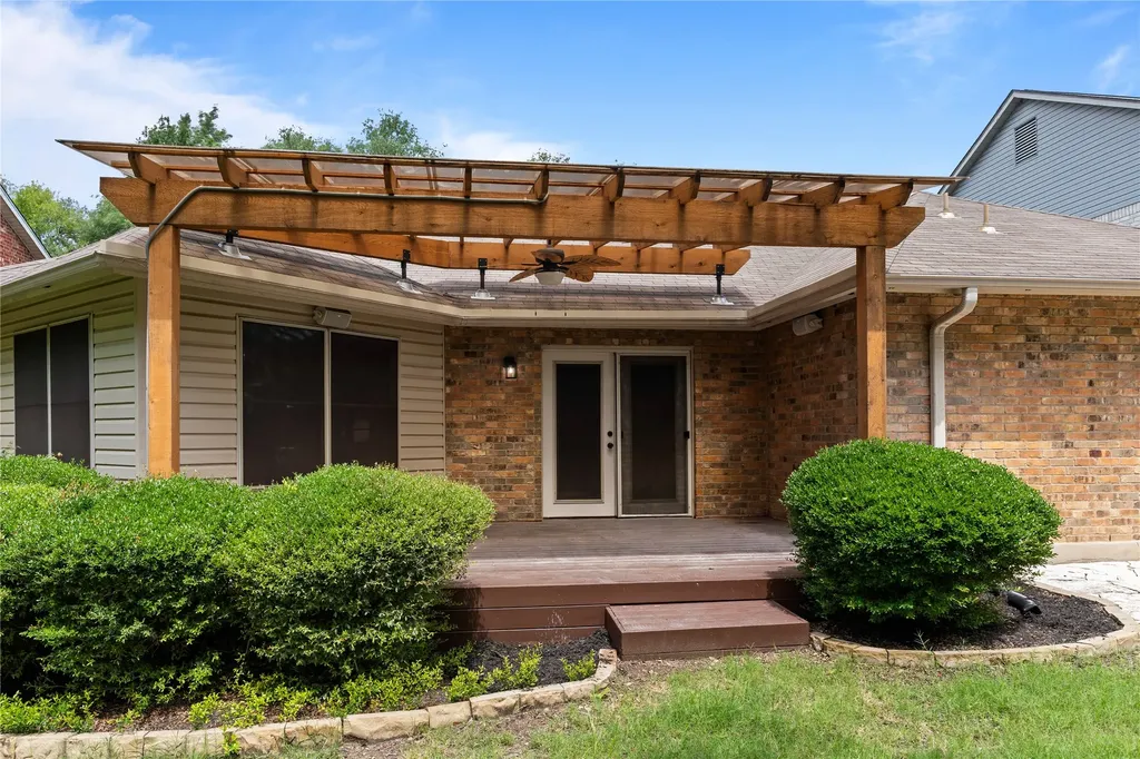 10905 Claywood Drive Austin TX 78753