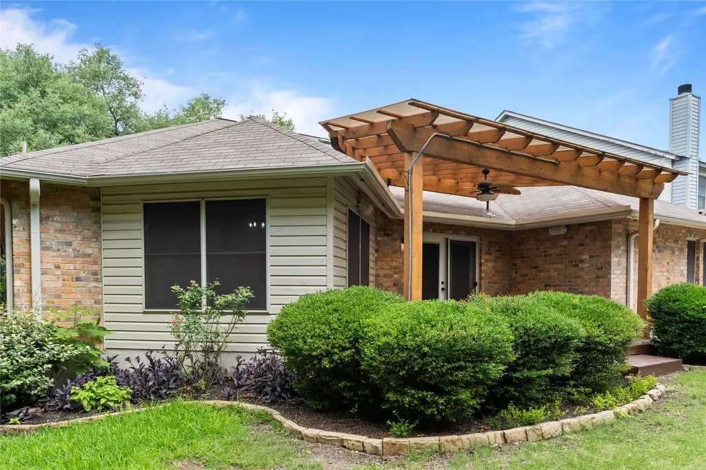 10905 Claywood Drive Austin TX 78753