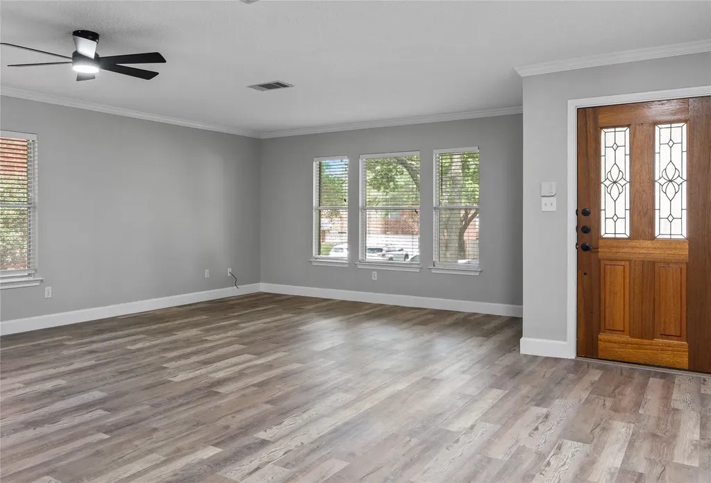 10905 Claywood Drive Austin TX 78753