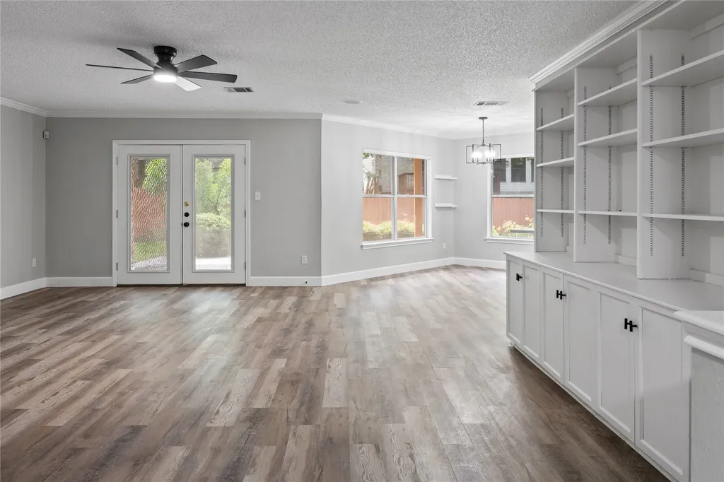 10905 Claywood Drive Austin TX 78753