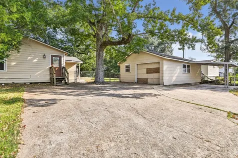 2717 Old Houston Road Huntsville TX 77340