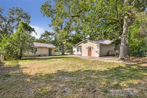 2717 Old Houston Road Huntsville TX 77340