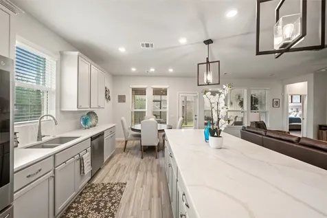 305 Royal Lily Trail Montgomery TX 77316